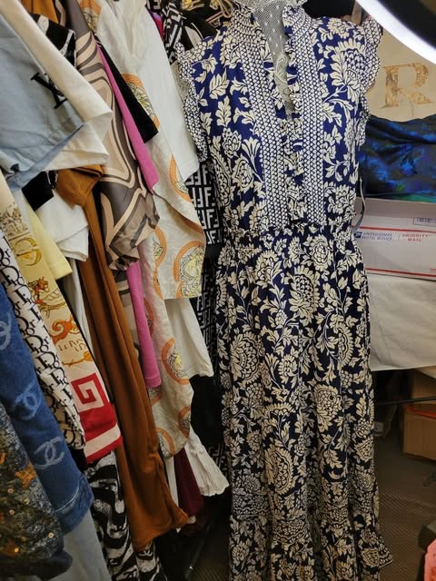 London Times Navy Blue & White Paisley Print Sleeveless Midi Dress